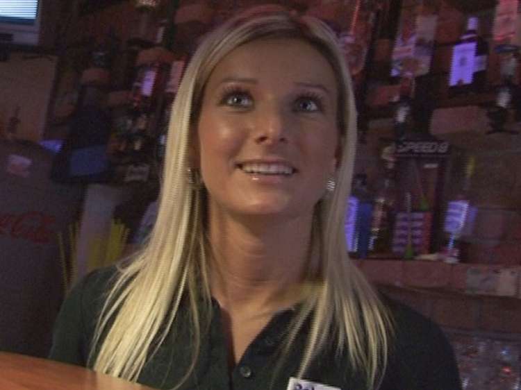 Annemin Bacak Arasına Sürttürdüm